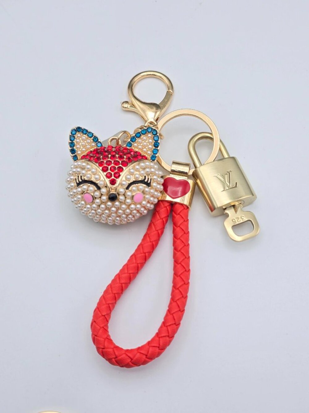 LV Gold Padlock 🔑 Authentic Louis Vuitton Charm + Unbranded Fox Head Keychain - Picture 2 of 12